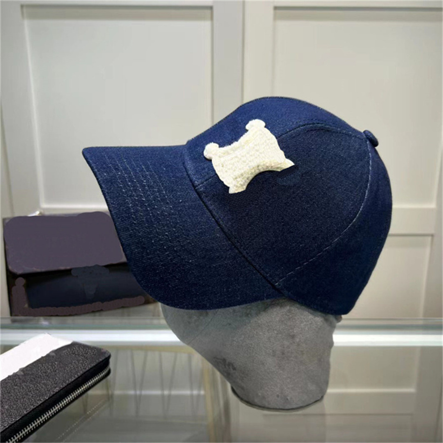 

2022 Fashion Ball Caps Designer Summer Baseball Cap Classical Style Hats for Man Woman 2 Colors