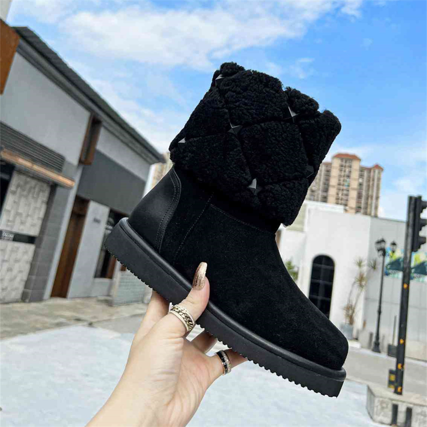 

Top Design Winter Boots Fashion Valentinoity Women Vintage Decorative Leather Cotton Cloth Wool Warm Keeping High Heel Thick Sole Snow Flat Socks Shoes 01-020