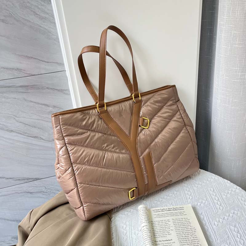 

2022 Women's new designer large capacity handbag One shoulder messenger bag suitable for daily shopping dinner bag #6620, Army green