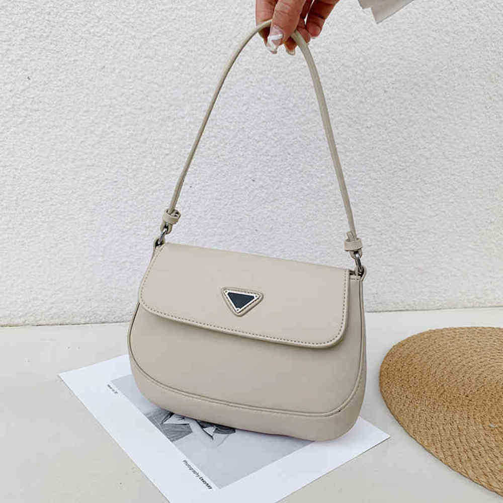 

Factory wholesale new 2023 summer small square simple armpit solid color Single MessengerHigh, White