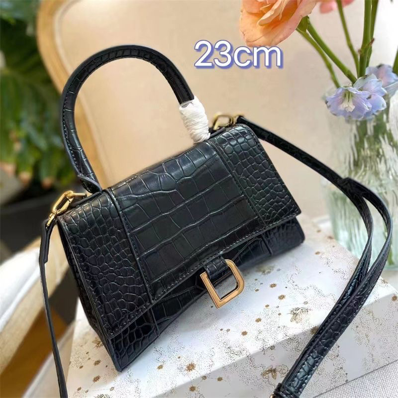 

2023 Hot Lady shopping Bags Fashion Handbags Women Totes Shoulder Cross Body Half Moon Luxury Genuine Leather Classic Retro Purse wallets handle square With Box, Dark blue
