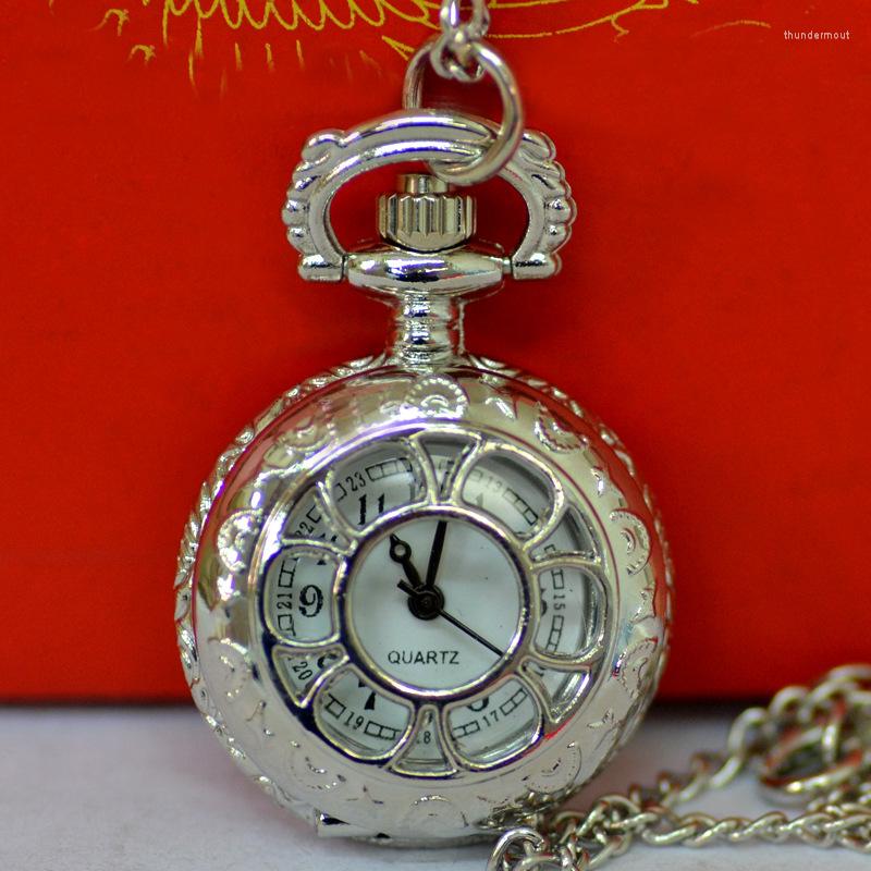 

Pocket Watches Small Quartz Watch Trend Design Hollow Petal White, Silver