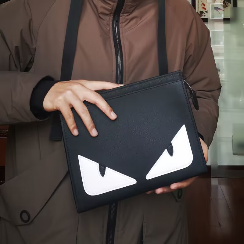 

Designer's New bag Versatile Small Monsters Fashion High Beauty Leather Men's and Women's Internet Red Large Capacity Private Customized Bao Gong's Literature Bag, Surprise gifts