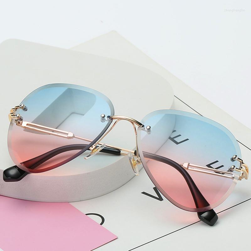 

Sunglasses 2022 Brand Design Vintage Rimless Pilot Women Men Retro Cutting Lens Gradient Sun Glasses For Female UV400
