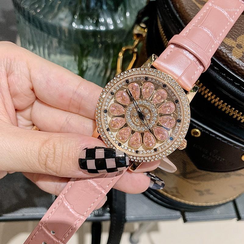 

Wristwatches Luxury Diamond Watches Super Women Rotating Dial Watch Quartz Leather Strap Lady Casual Girl Clock Relogio Feminino, Style 1
