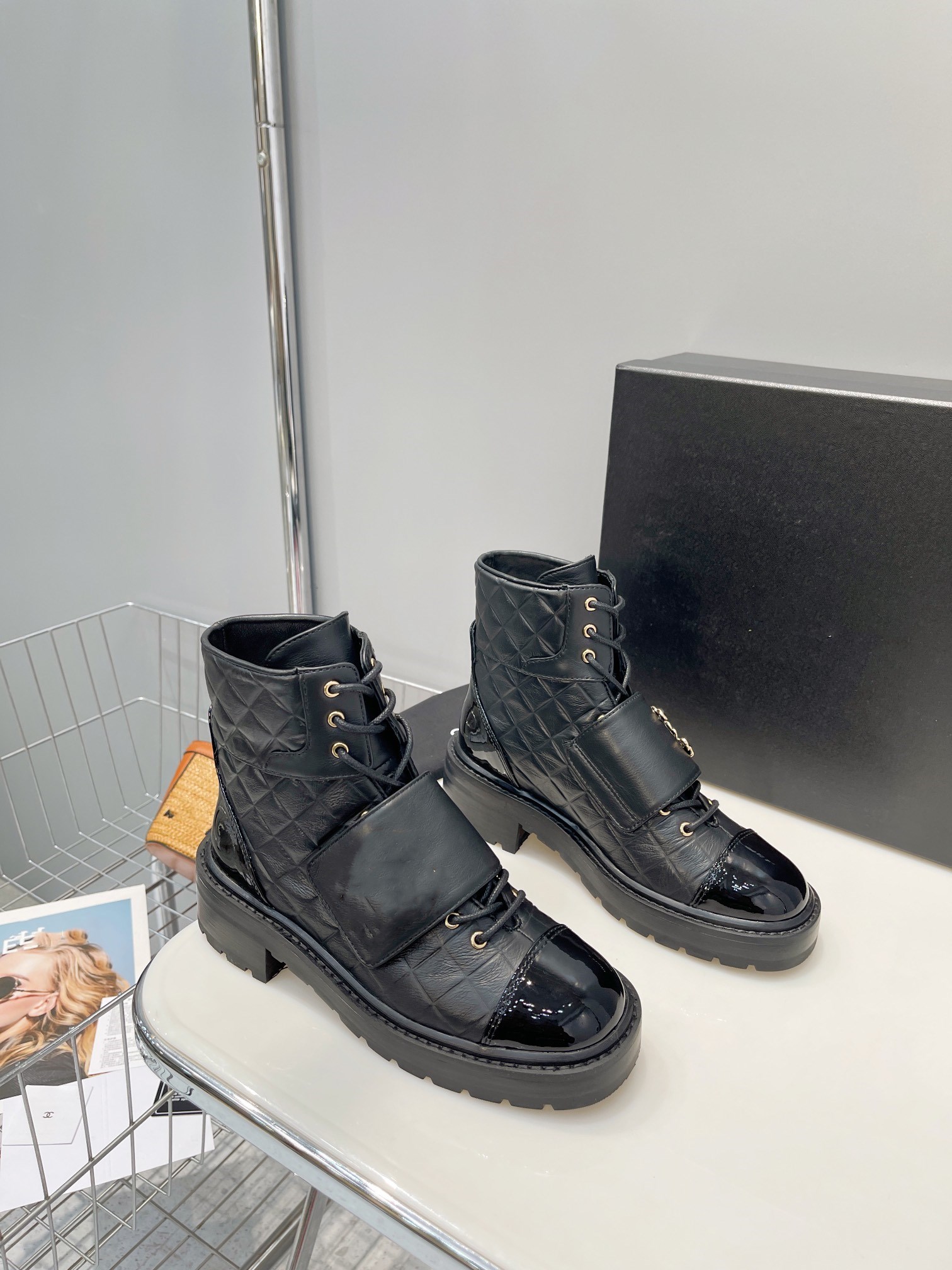 

2022 Dress Shoes Short Boots Dissol Shoe Black Thick Bottom Increase Dark Owens Mens Canvas Casual Female Board Retro