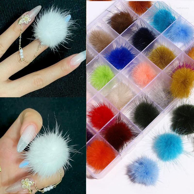 

Nail Art Decorations 24pcs/box Winter Style Pom Kawaii Accessories Detachable Candy Charms Fluffy Plush Manicure Design