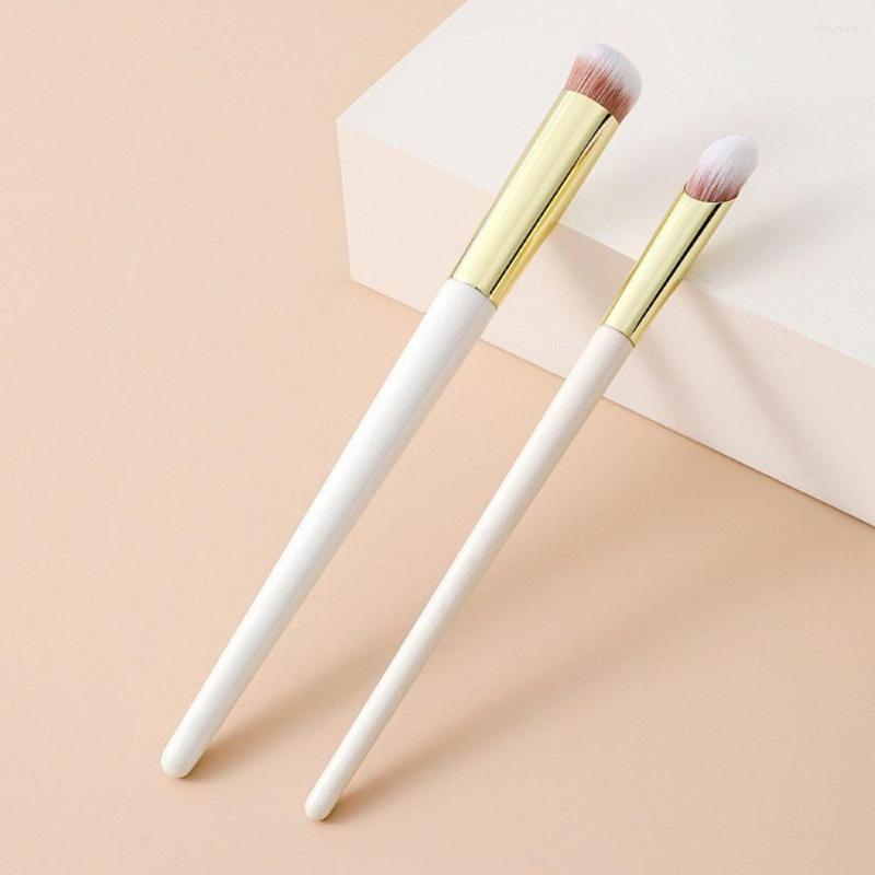 

Makeup Brushes 1pc Oblique Head Dense Bristles Comfortable Grip Eyeshadow Brush Smudge Flat Concealer