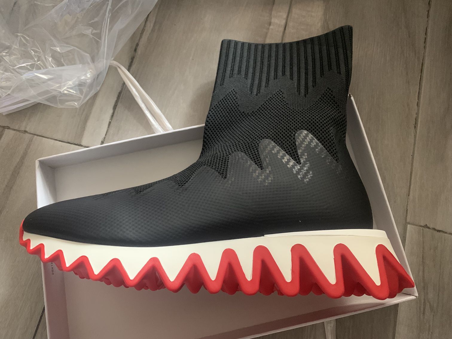 

Luxury designer Boots Winter sneaker Sharky Sock pour Women High Heels Black Calf Leather Lady Pointed Toe Booties Party Wedding Bridal Combat Boot EU 38-47