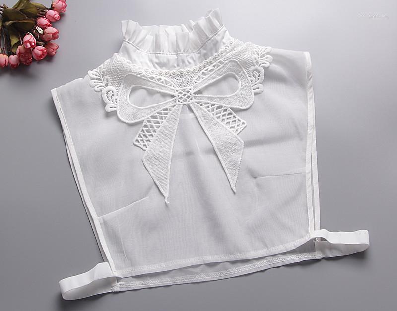

Chains Exclusive Original Limited Beautiful White Stand Collar Wild Lady Butterfly Decorative Shirt False Woman