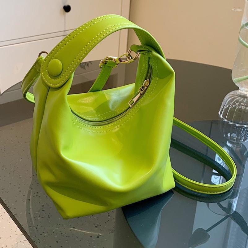 

Evening Bags Women's Fashion Cross-body Bag 2022 Influencer Universal Casual Hand-Carry Commuter One Shoulder Niche French Pillow, Beige