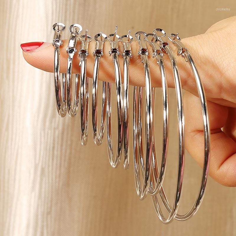 

Hoop Earrings C-shaped Circle Simple Fashion Exaggerated Women Round Temperament Classic Vintage