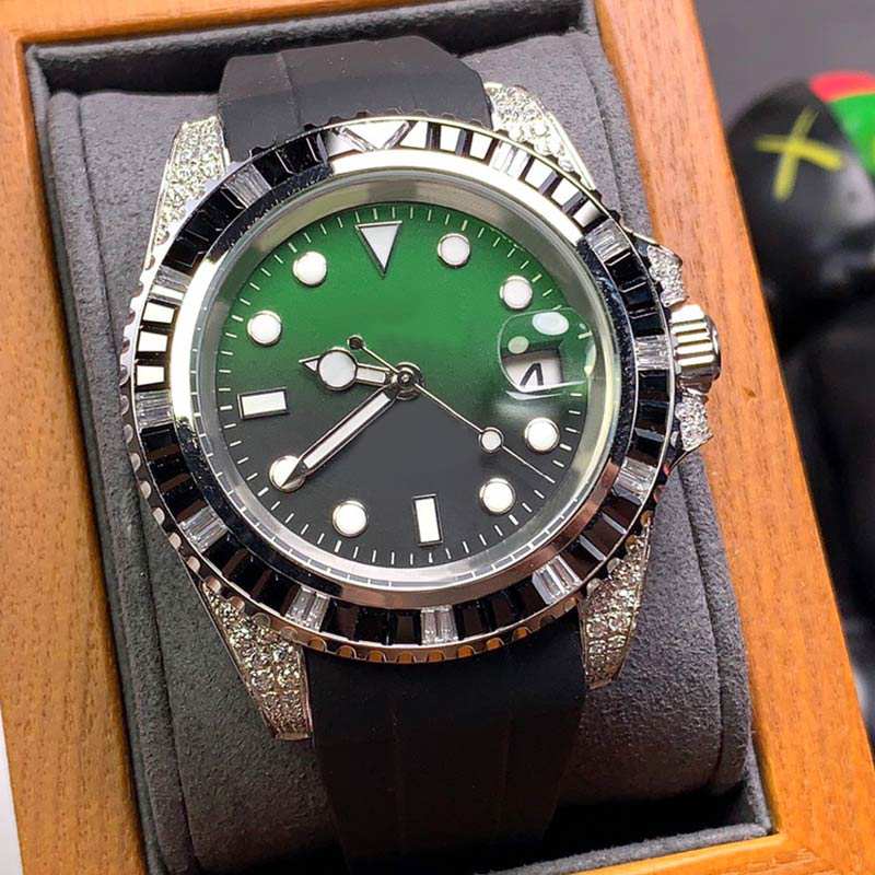 

Watch Automatic Mechanical Watches 40mm Stainless Steel Strap Diamond Bezel Fashion For Men WristWatch Gift Montre De Luxe Calendar Design, Color2