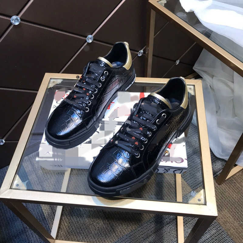 

2021THE Fashion Women Shoes Men's Leather Lace Up Platform Oversized Sole Sneakers White Black Casual hcyyy0001