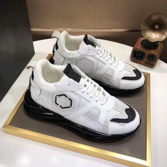 

Designer Shoes Casual Sneakers Breathable Mesh Stitching Metal Elements