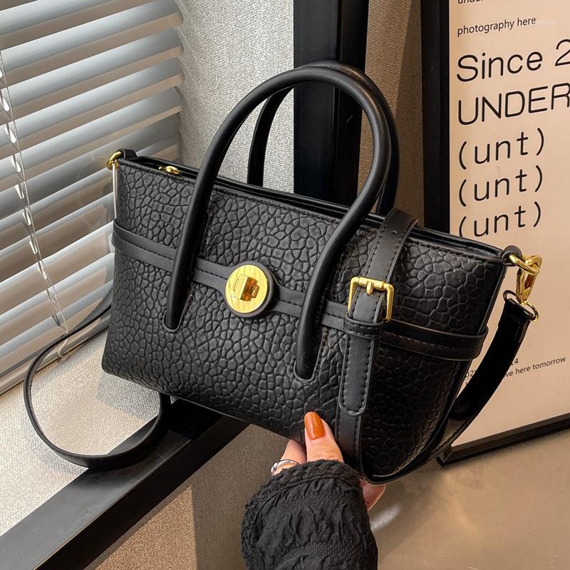 

Evening Bags Ladies High Quality PU Leather Shoulder Bag INS Retro Tote Simple Design Women Handbag, Black