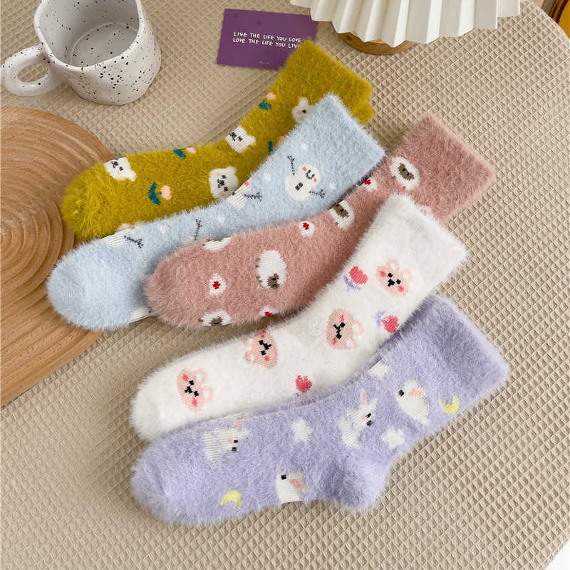 

Socks Hosiery Fuzzy Cartoon Mink Animal Lady Cute Winter Candy Kawaii Plus Thick Velvet Casual Women Socks Fluffy Warm Short Terry Cotton Sock T221102, White