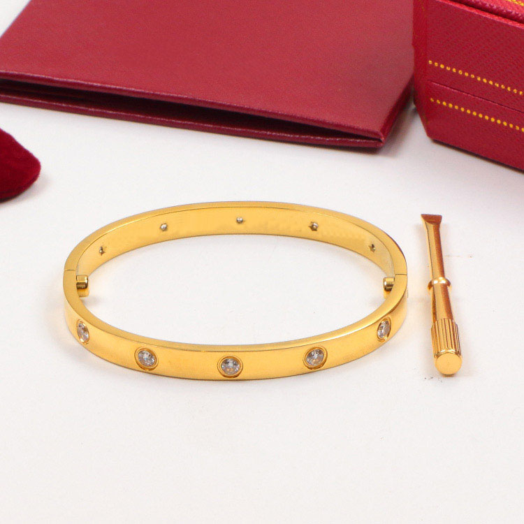 Bracelets de luxe pour hommes Bracelets de créateurs Amour Bracelet incrusté de diamants Titane Acier Argent Rose Bracelets Bracelet Femmes Homme