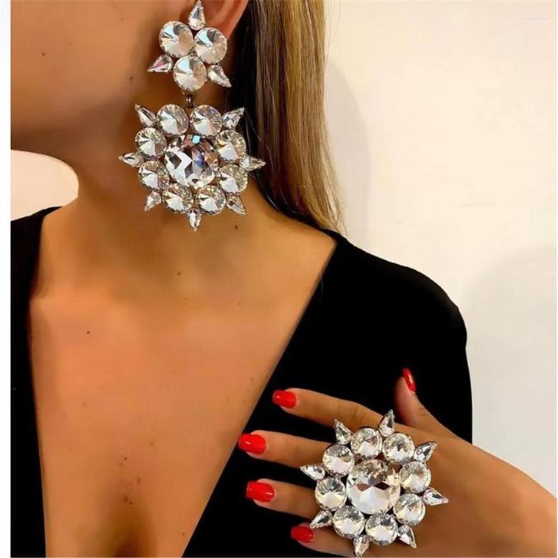 

Necklace Earrings Set 2022 Oversized Crystal Round And Ring Wedding Jewelry For Women Luxury Rhinestone Acrylic Geometric Rings, Picture shown