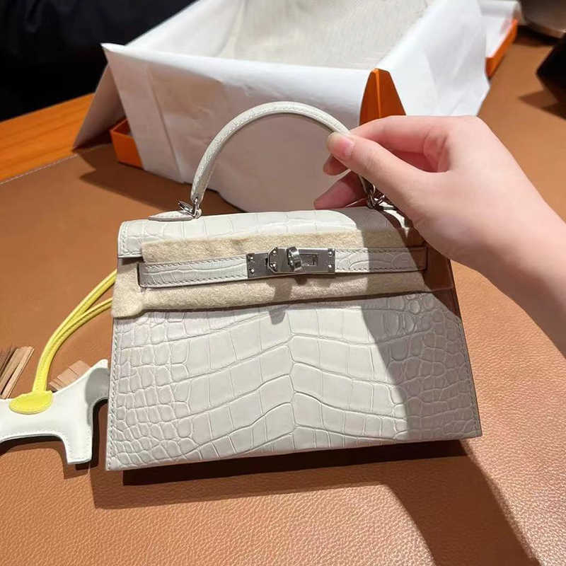 

Handheld Herme Designer Bags American Crocodile Leather women Mini Fully Handmade High Set One Shoulder Generation 2, Not for sale do not shoot