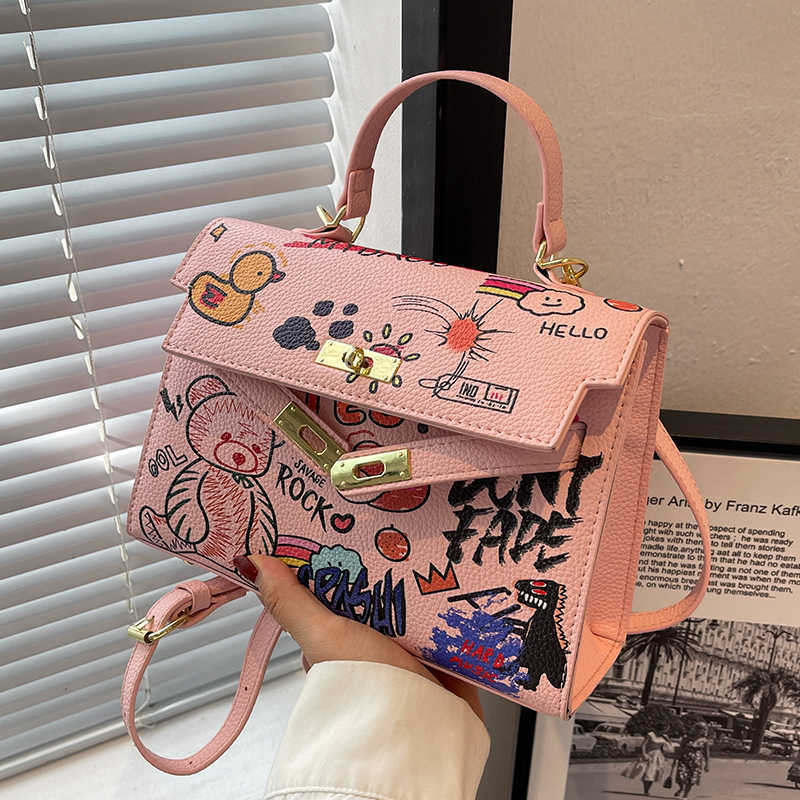 

Handheld Herme Designer Bags This year's popular small female summer 2022 new fashion cute graffiti portable cross, Not for sale do not shoot
