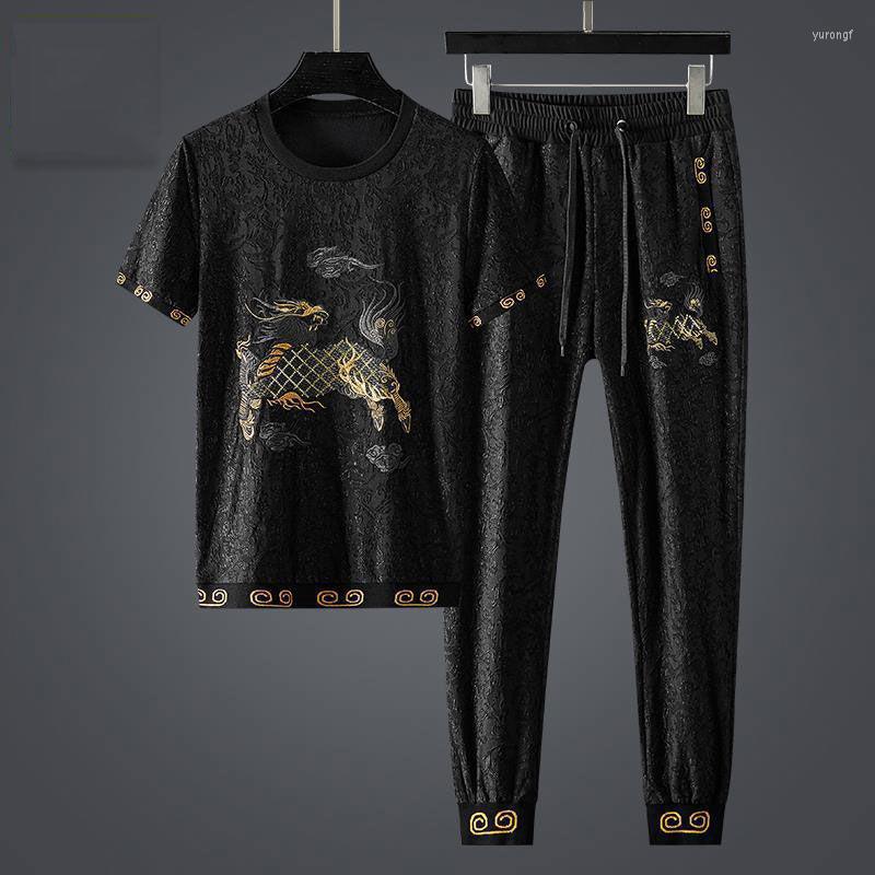

Men's Tracksuits Chinese Kirin Patch Embroidery Sports Suit Men's Summer Loose Size Casual Versatile Two Piece Fashion, D2101 trousers suit