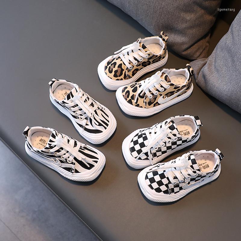 

Athletic Shoes Children's Retro Leopard Canvas 2022 Spring And Autumn Boys Square-toe One-foot Casual Girls Breathable Sneakers, Silver