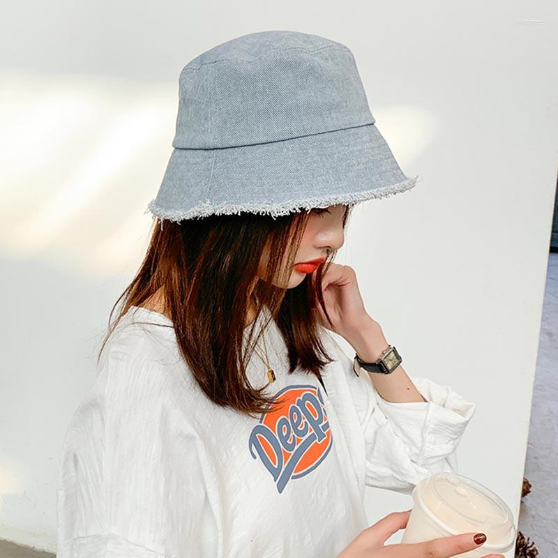 

Berets Spring2022 Flat Denim Bucket Hats For Women Girl Vintage Designer Short Eaves Harajuku Fisherman Basin Cap Four Seasons, Black