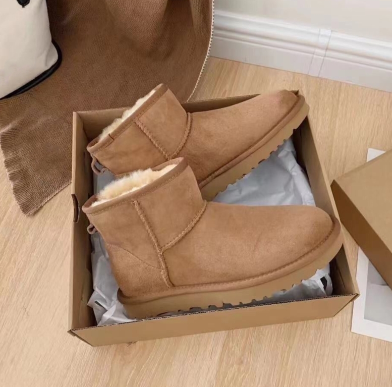 

Classic Women's Snow Boot Winter Mini Warm Boots Fashion Sheepskin Cowhide Leather Long Wool Boots Hot Sales Size 35-44, Box