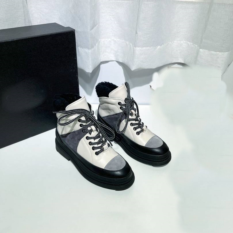 

Luxury Design Women Boots Channel Fashion Comfort Leather Wool Autumn Winter Warm Letter Logo Cotton Men Casual Socks Shoes 04-004
