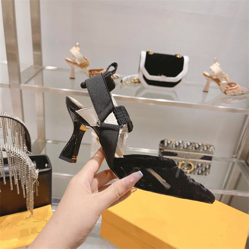 

Top Design Dress Shoes Fendyity Fashion Women Leather High Heel Letter Logo Party Wedding Tourism Holiday Casual Flat Shoes 01-010