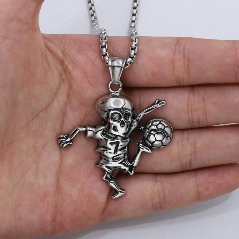 

Pendant Necklaces Wholesale Antique Silver Personalized Skull Football Necklace Free Ship 12pcs/lot