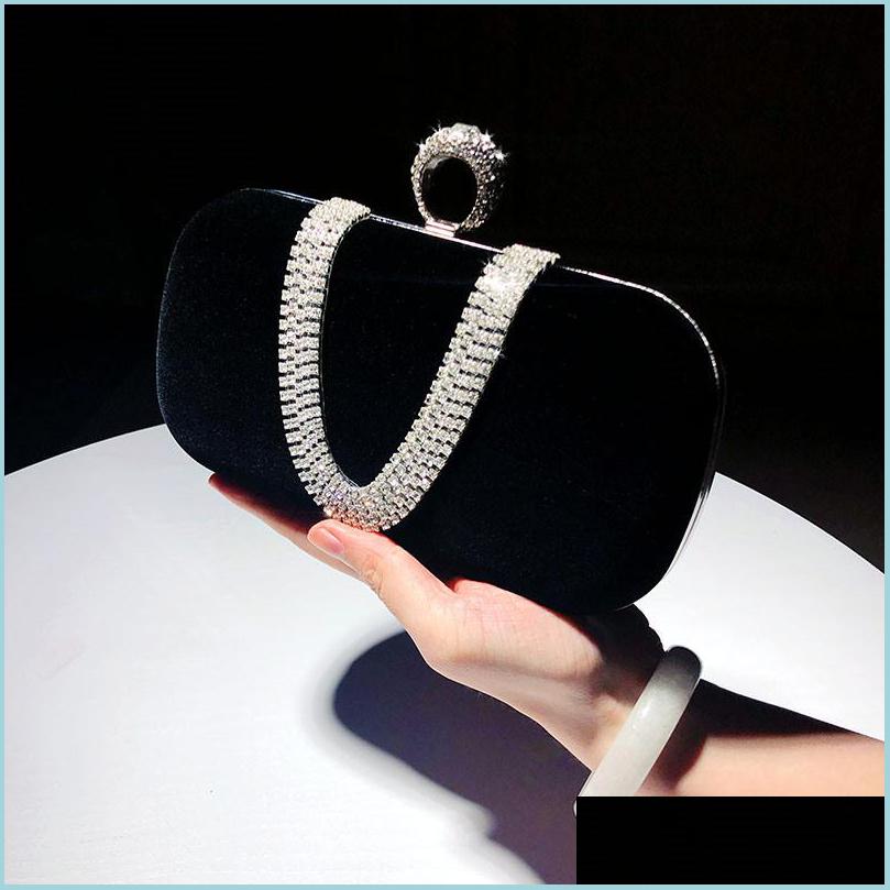 

Handbags Purses Fashion Female Diamond Handbag Ring Veet Evening Bag Luxury Finger Clutch Purse Wedding Party With Chain Drop Deli Dhmws