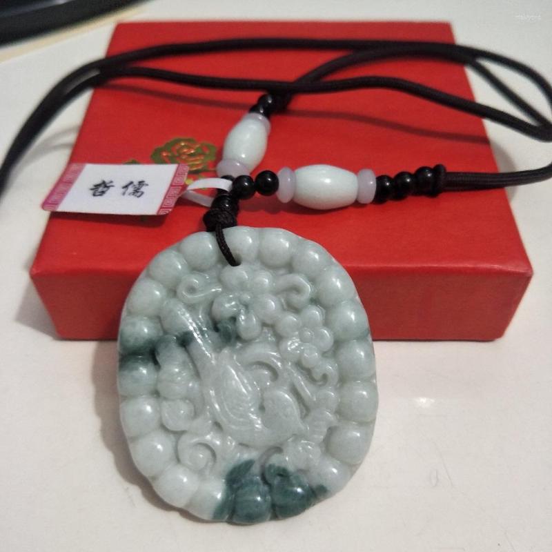 

Pendant Necklaces Factory Price Natural Stone Carving Light Green Magpie And Plum With Brown Rope Bead Necklace For Men Women Gifts