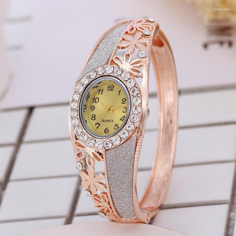 

Wristwatches Fashion Female Student Bracelet Watch Women's Korean Quartz Diamond Jewelry, Gold