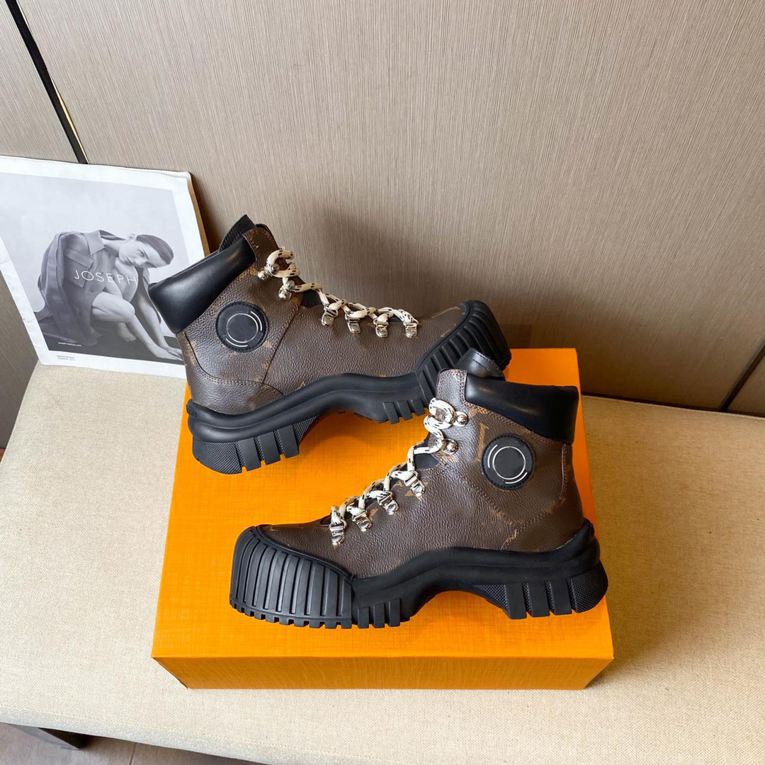 

Women ankle boot Ruby leathers boots platform lug sole woman designer heeled shoes black leather outdoor shoes 35-41, Box