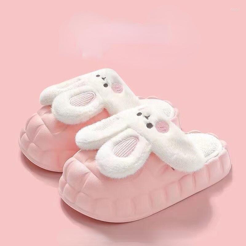 

Slippers In Cotton Women Wear Detachable Thick-bottomed Home Waterproof Couple Mop Winter Shoes For 2022, Beige