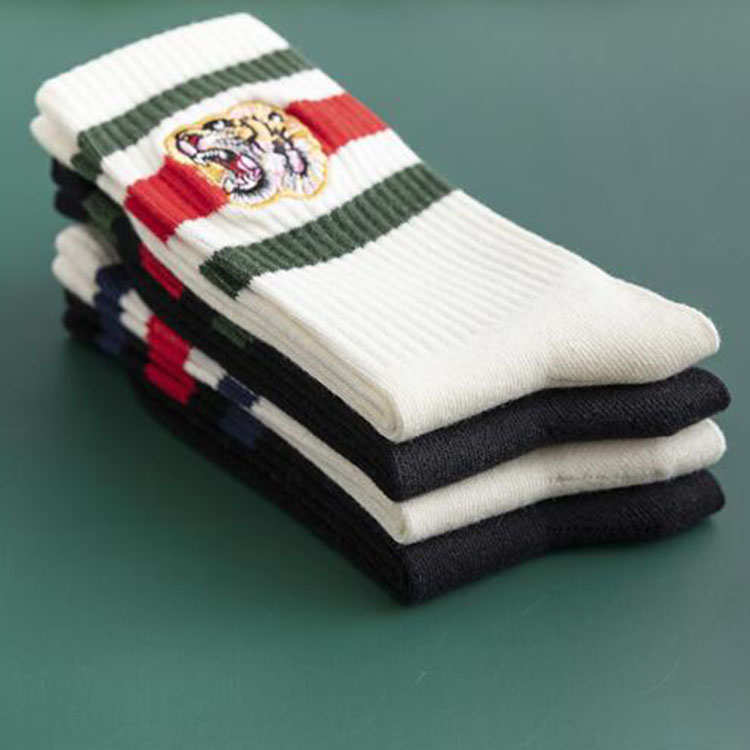 

Autumn winter fashion cotton sock unisex men women tiger head sport socks shoe accessories stripe leisure hip hop black white sock