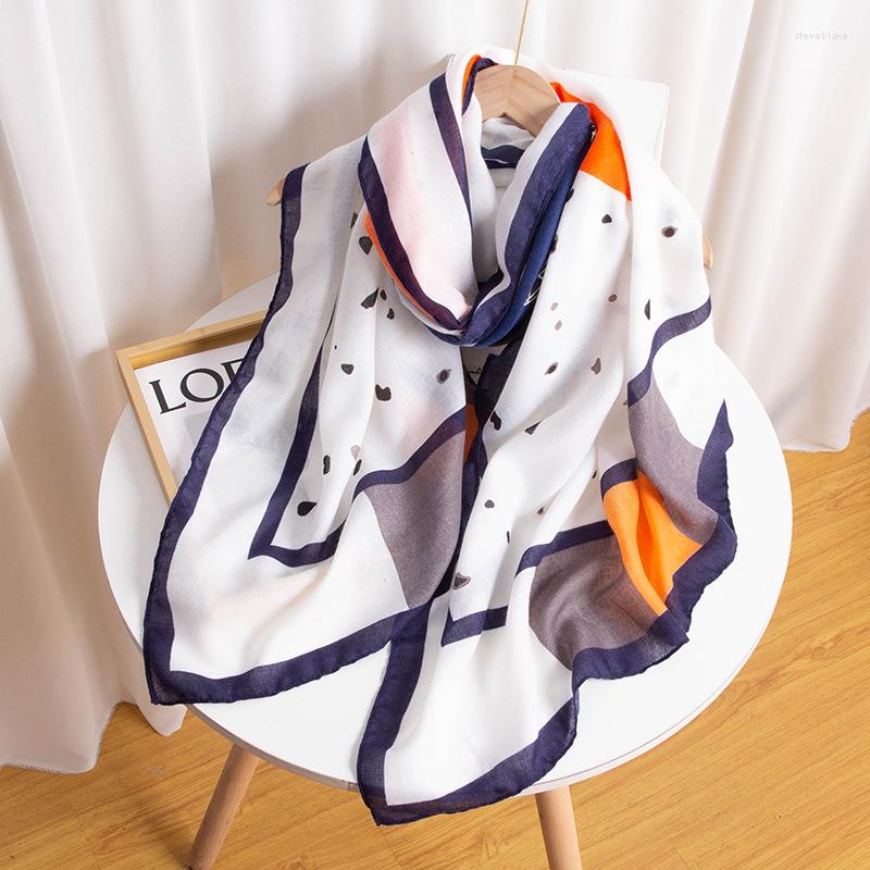 

Scarves 2022 Spring Cotton Scarf Women Fashion Geometric Color Matching Long Thin Print Decorative Shawl Wholesale