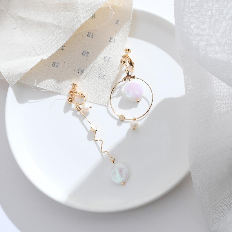 

Backs Earrings Asymmetric Wave Curve Pearls Clip No Hole Sweet Round Circle Pearl Without Ear For Female Women
