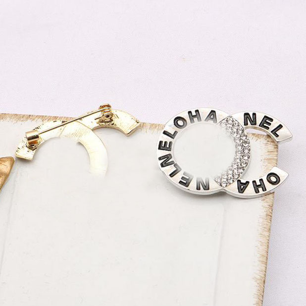 

23ss 2color Luxury Brand Designers Letters Brooches Famous Women 18K Gold Plated Brooch Suit Pin Fashion Jewelry Accessorie Wedding Gift