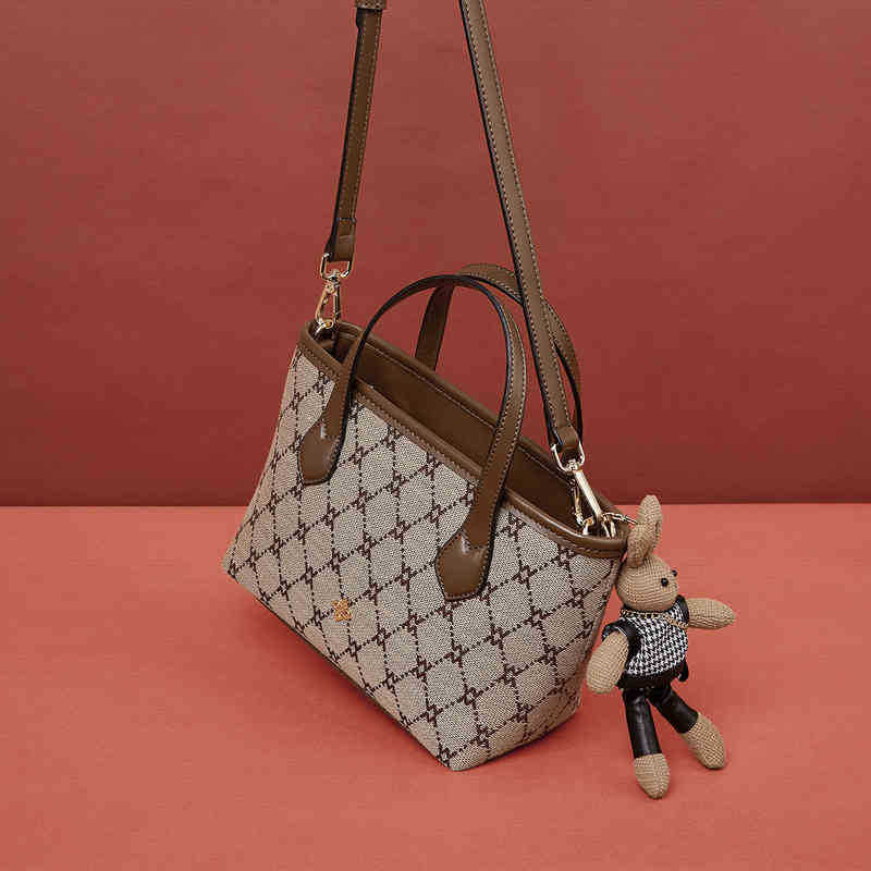 

women 2023 new sling one shoulder bag women's messenger bag leisure handbag bucket bag, Khaki