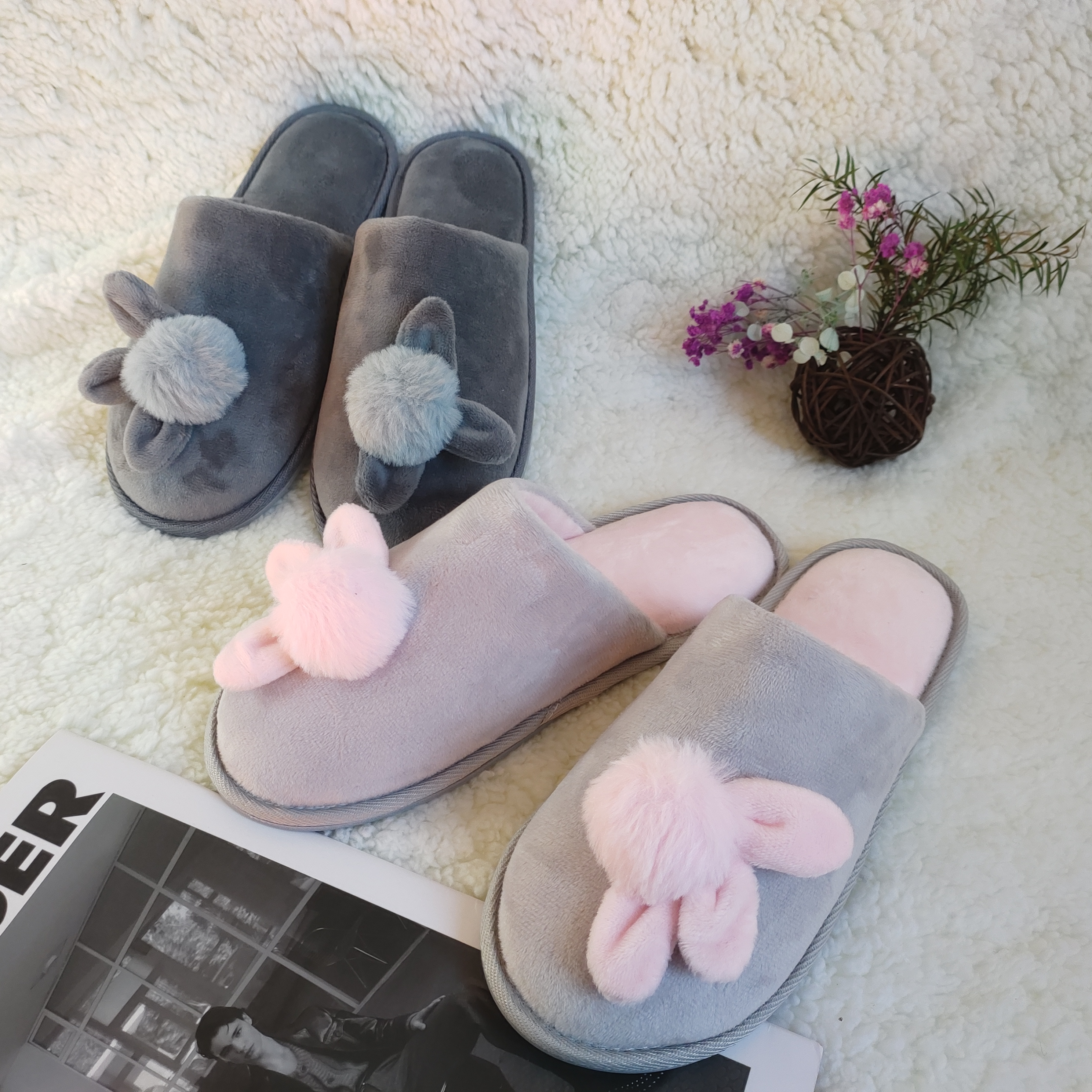 

Custom new style slippers cartoon comfortable women winter warm plush cute indoor slippers, Grey