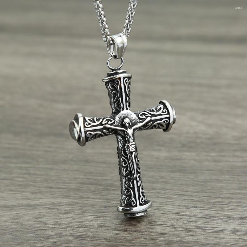 

Pendant Necklaces Vintage Good Friday Jesus Necklace For Men Punk Stainless Steel Large Cross Biker Amulet Jewelry Gift Wholesale