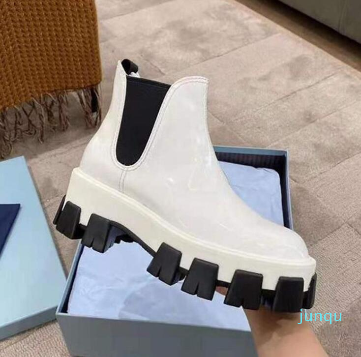 

Woman Italy White Patent Leather Platform Boots Chunky Lugs Monolith Booties Elasticized Side Gussets Lug-sole Shoes 2023