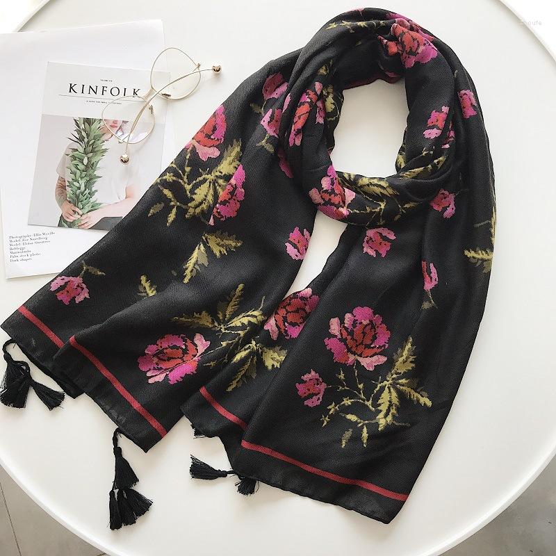 

Scarves 2022 Est Fashion Rose Print Tassel Shawls Cotton Beach Holiday Floral Wrap Scarf Hijab