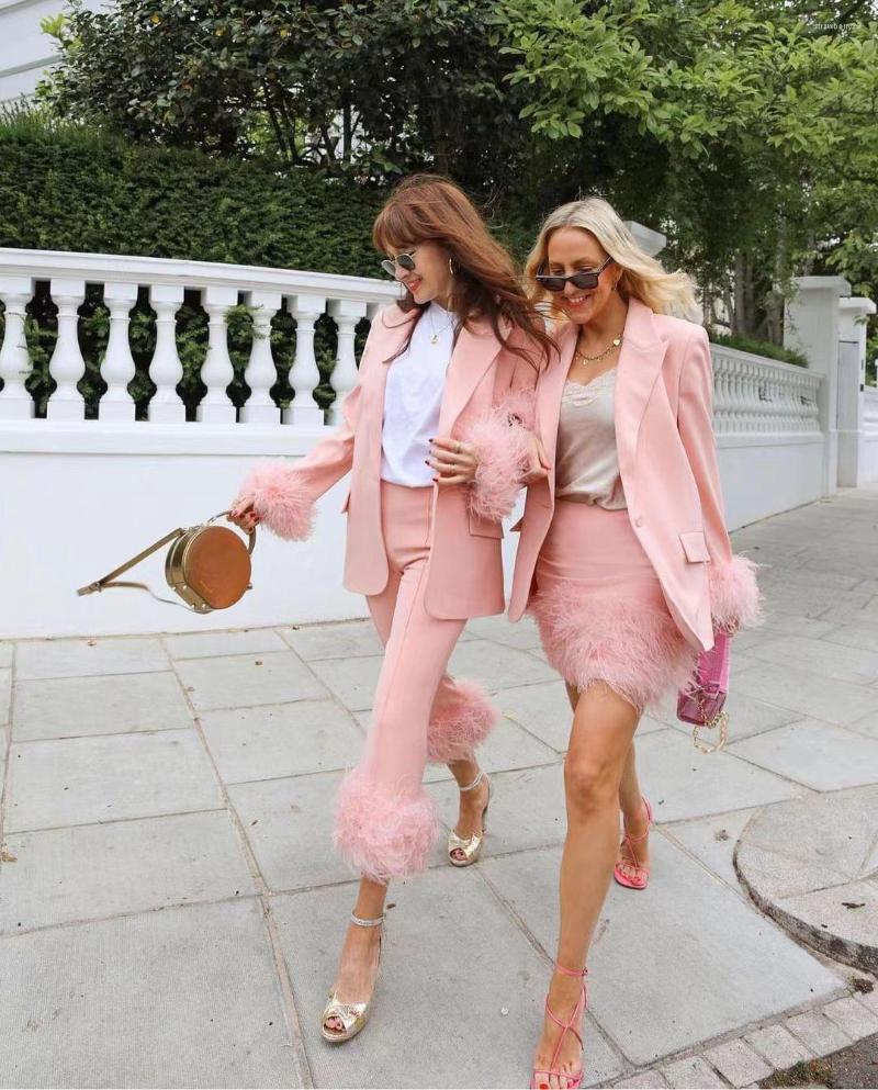 

Women' Two Piece Pants 2022 Ostrich Hair Decoration Pure Color Blazer Coat Cropped Straight Trousers Set, Pink pants