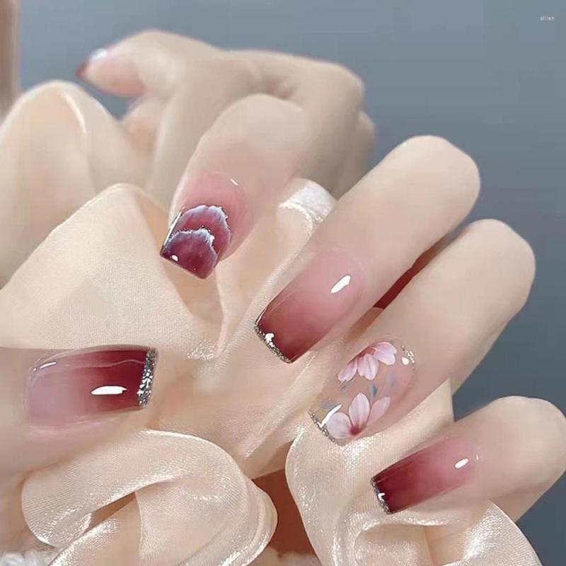 

False Nails 24PCS Gradient Red Sweet Style Press On With Cherry Blossoms Petal Pattern Full Cover Finished Coffin Head Nail, Jelly glue model