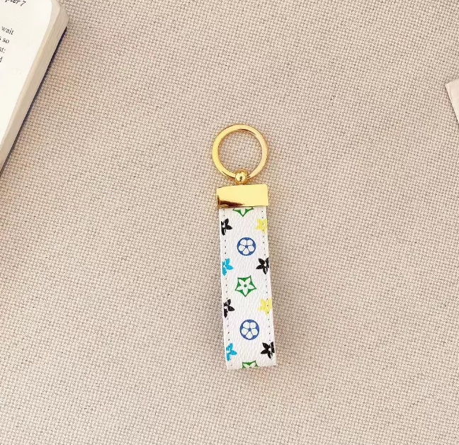 

Universal Keychain Pendant Creative Small Jewelry Leather Key Ring Circle Metal