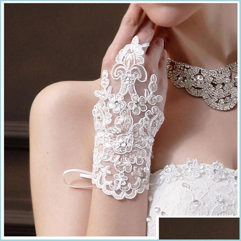 

Bridal Gloves Sexy Bridal Gloves Fingerless Red White Ivory Lace Wedding Bride Appliques Sequined Goes With Ribbon Accessories Drop Dhyxg